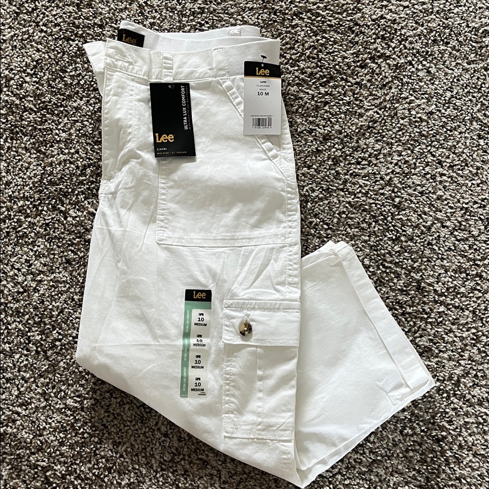 Lee Ultra Lux Flex-To-Go Relaxed Cargo Capri